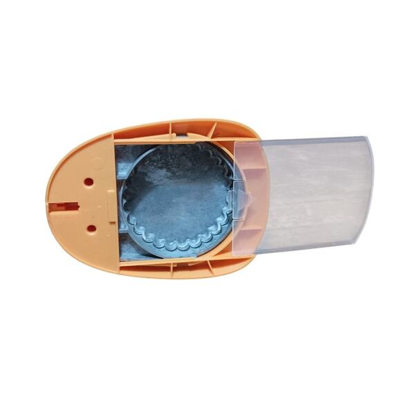 Recollections 3.5 Inc/ 8.8cm Scalloped Circle Oversize Lever Crafting Punch - Picture 5 of 6